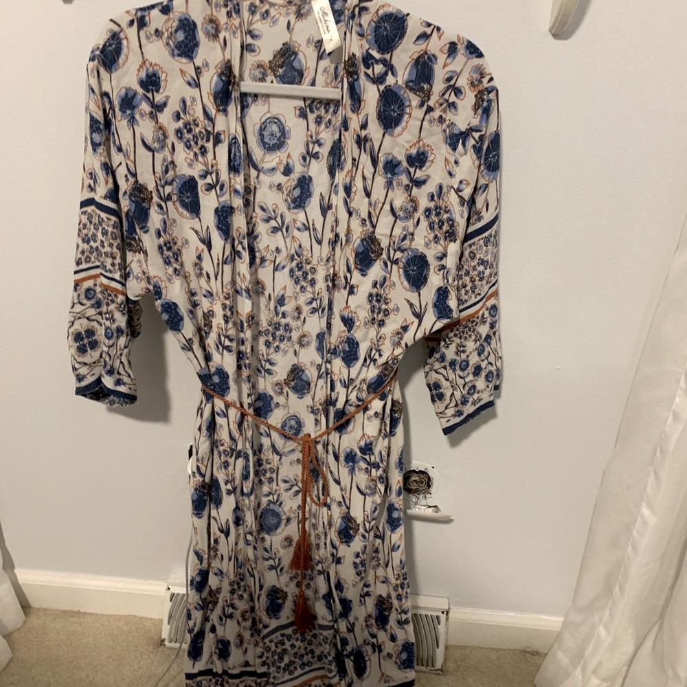 MAHINA Long Wrap Top